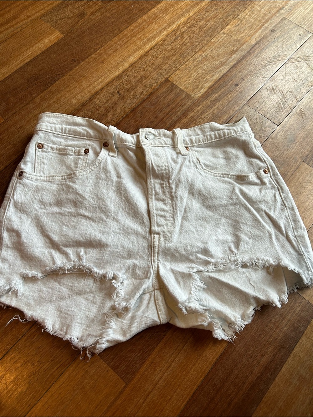Levi's 501 High Rise Distressed White Cutoff Shorts - Size W31 (US 12)